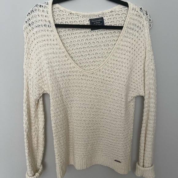 Abercrombie Sweater - Picture 1 of 3